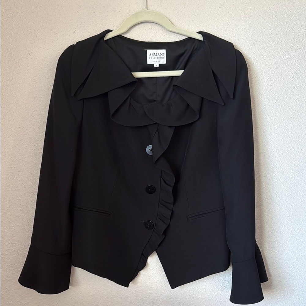 Vintage Giorgio Armani Women's Black Ruffle 3 buttons Jacket - size 12